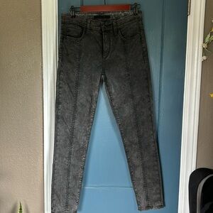 Joe’s The Icon mid rise skinny ankle Jean in gray
